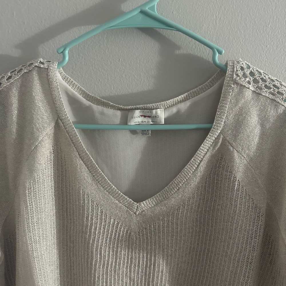 Lucky Brand Women's Cream V-Neck Sweater